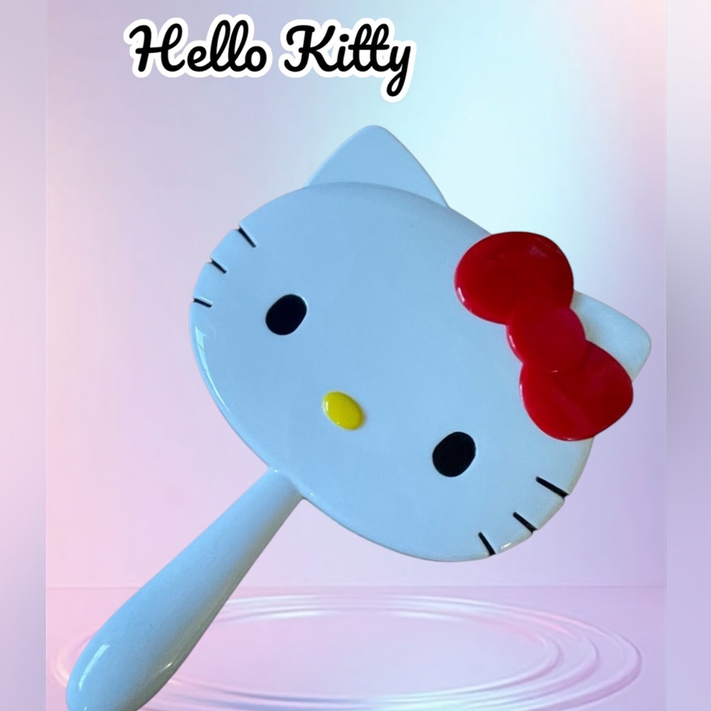 Hello Kitty Mirror